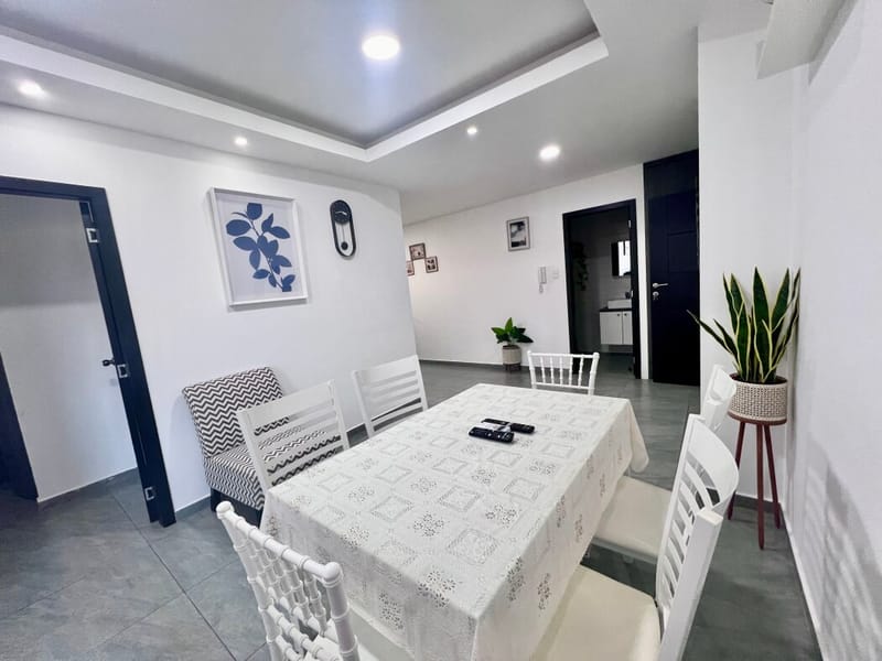SAN LORENZO: 1-BEDROOM SUITE WITH BALCONY, PARKING, POOL, AND ROOFTOP — photo 17
