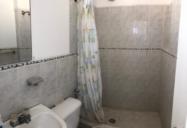 ALQUILO CASA 2 PISOS CONJUNTO CERRADO CON PISCINA — foto 18