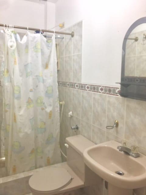 ALQUILO CASA 2 PISOS CONJUNTO CERRADO CON PISCINA — foto 26