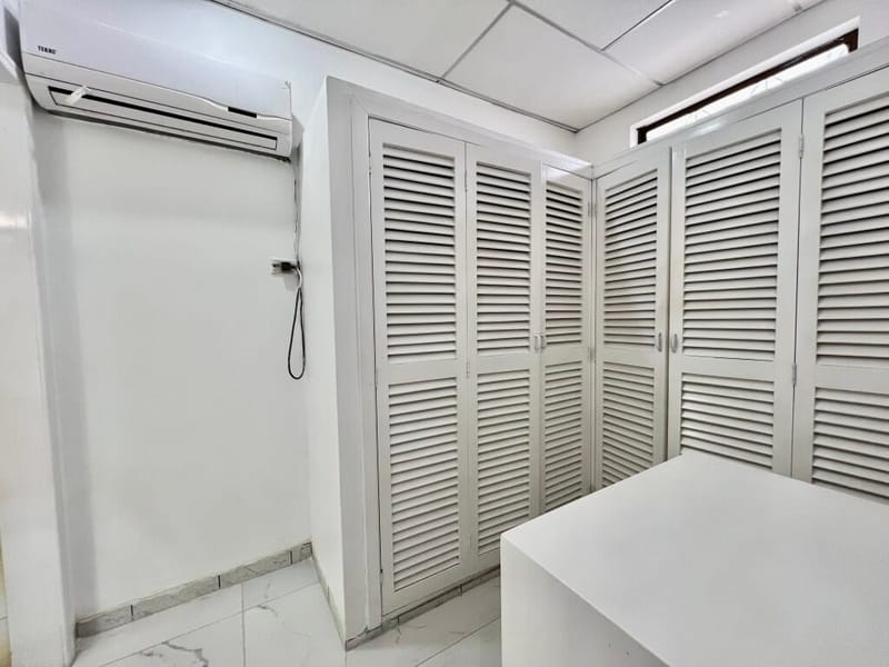MILINA-SALINAS: INMENSA CASA 5/6 CON PISCINA Y JACUZZI A 3 CUADRAS DEL MAR — foto 26