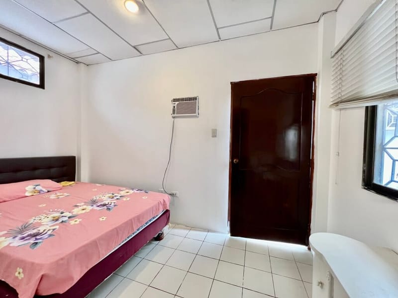 MILINA-SALINAS: INMENSA CASA 5/6 CON PISCINA Y JACUZZI A 3 CUADRAS DEL MAR — foto 15