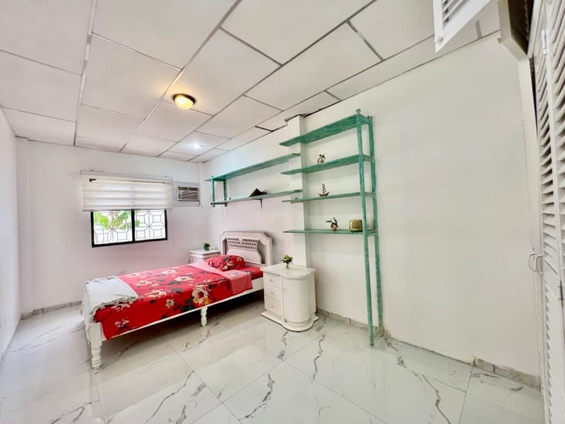 MILINA-SALINAS: INMENSA CASA 5/6 CON PISCINA Y JACUZZI A 3 CUADRAS DEL MAR — foto 30