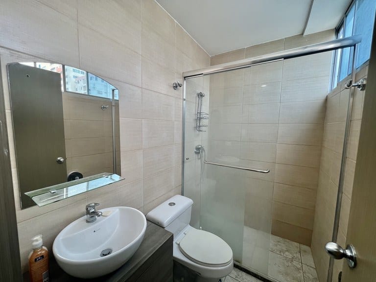 SAN LORENZO: GORGEOUS BEACHFRONT APARTMENT WITH A POOL, GYM, AND ROOFTOP — photo 10