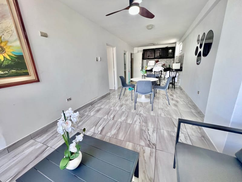 REMODELADA SUITE A 2 CUADRAS DEL MAR EN SAN LORENZO — foto 2