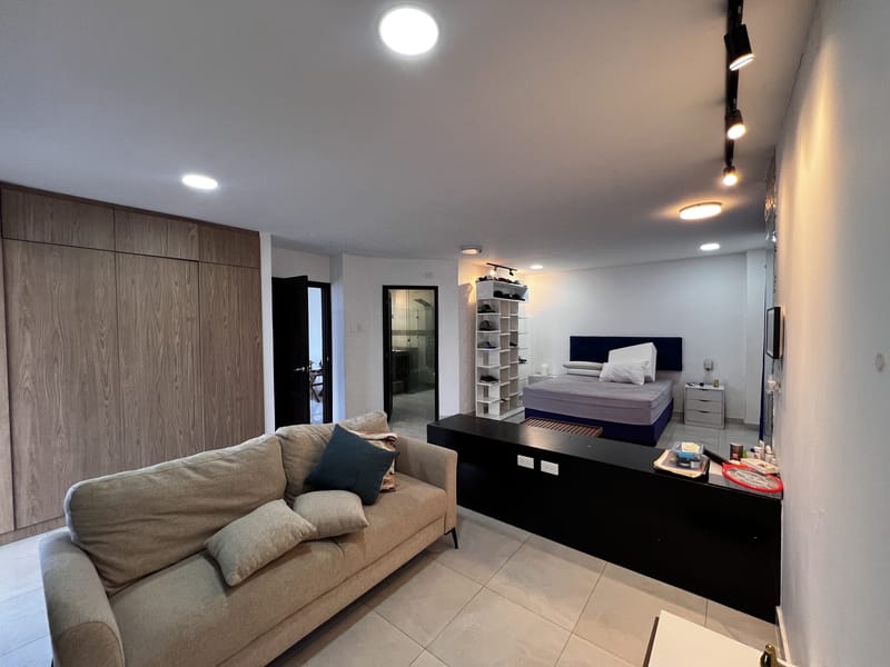 SAN LORENZO: UNPARALLELED 5-BEDROOM, 5-BATHROOM HOME WITH A SWIMMING POOL — photo 21