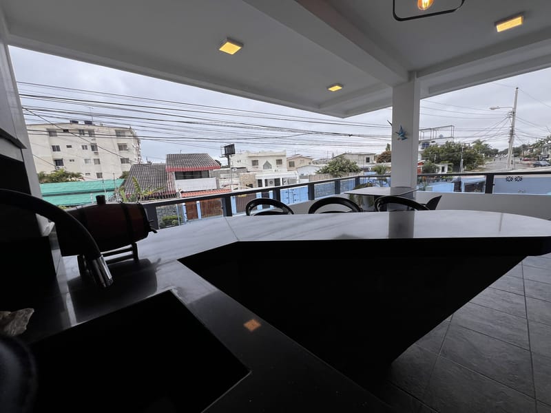 SAN LORENZO: UNPARALLELED 5-BEDROOM, 5-BATHROOM HOME WITH A SWIMMING POOL — photo 15