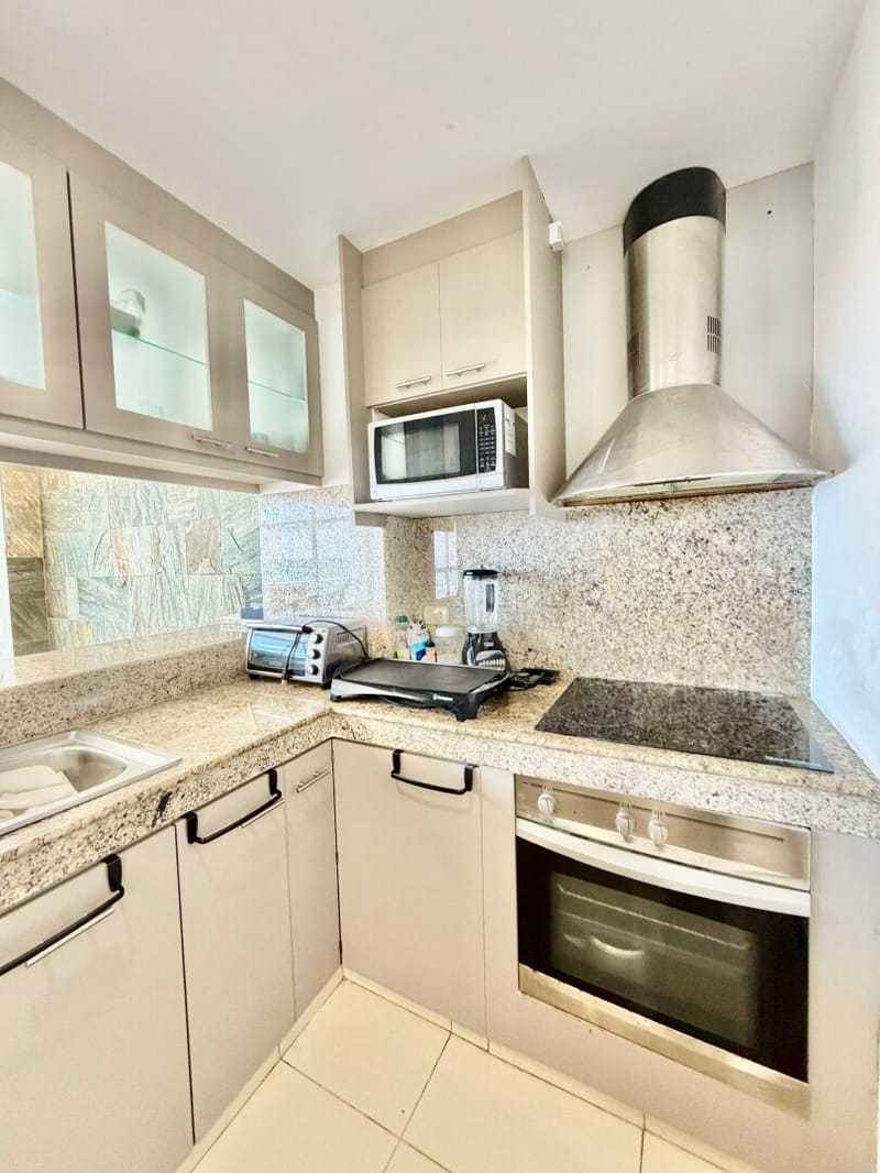 SAN LORENZO: 4-BEDROOM OCEANFRONT APARTMENT WITH POOL AND ROOFTOP — photo 8