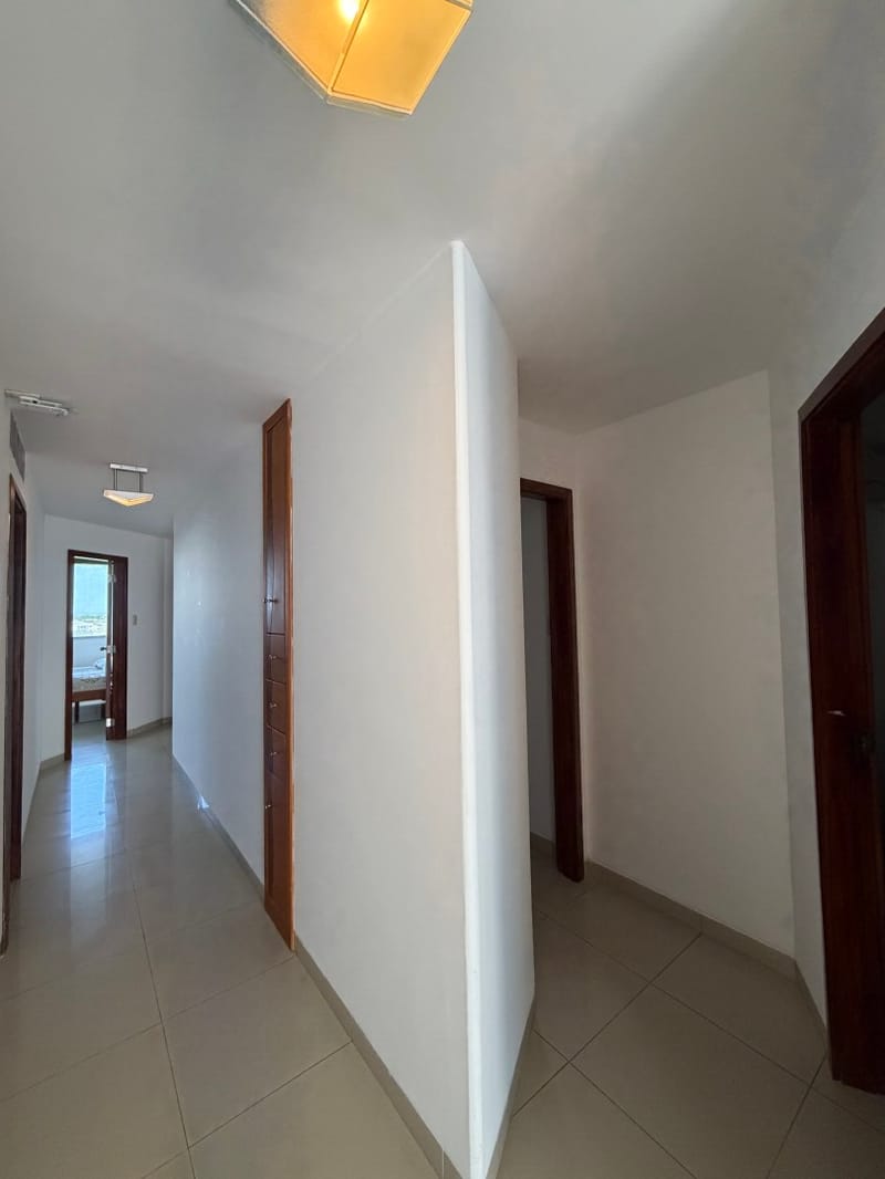 SAN LORENZO: 4-BEDROOM OCEANFRONT APARTMENT WITH POOL AND ROOFTOP — photo 29