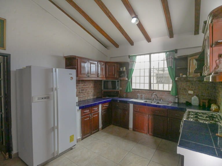 SUPER 4/5-BEDROOM HOME IN LA MILINA WITH PRIVATE POOL AND SPACIOUS LOT — photo 15