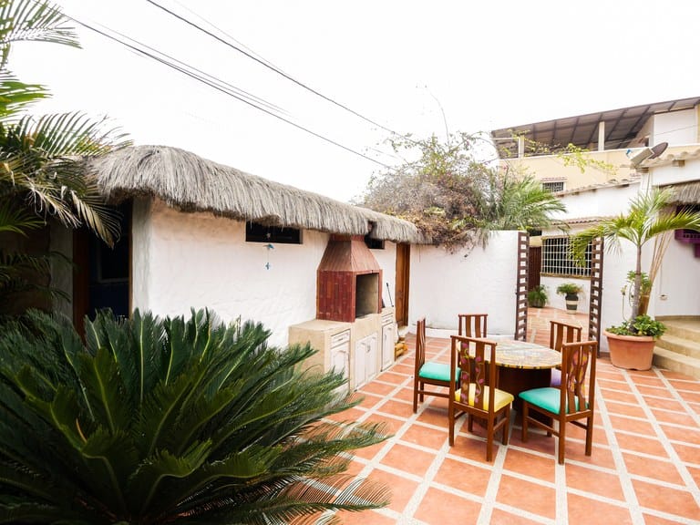 SUPER 4/5-BEDROOM HOME IN LA MILINA WITH PRIVATE POOL AND SPACIOUS LOT — photo 25
