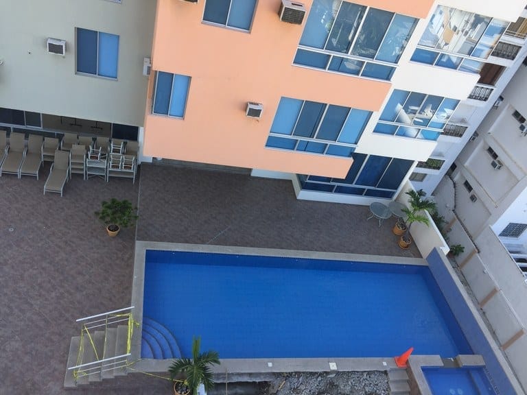 BEACHFRONT APARTMENT FOR RENT WITH A POOL — photo 27