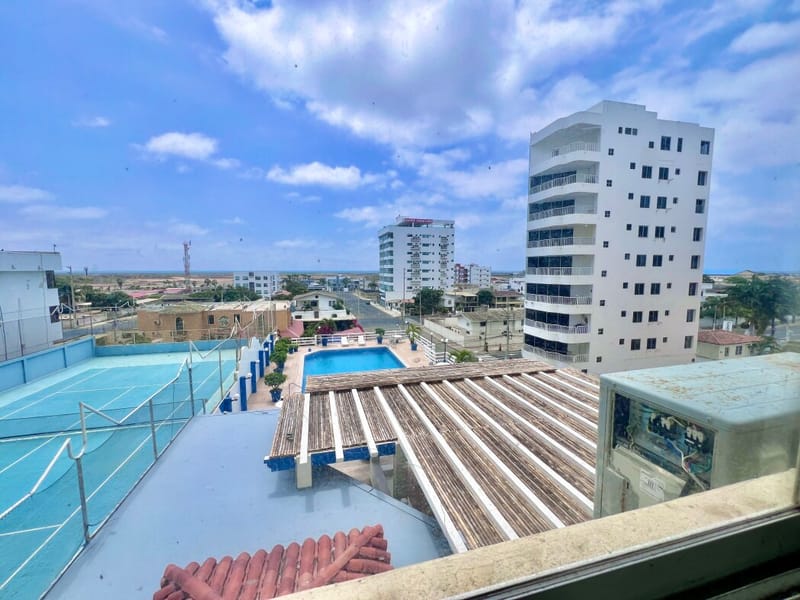 CHIPIPE REMODELADO CON 4 /4, PISCINA Y CANCHA DE TENNIS — foto 8