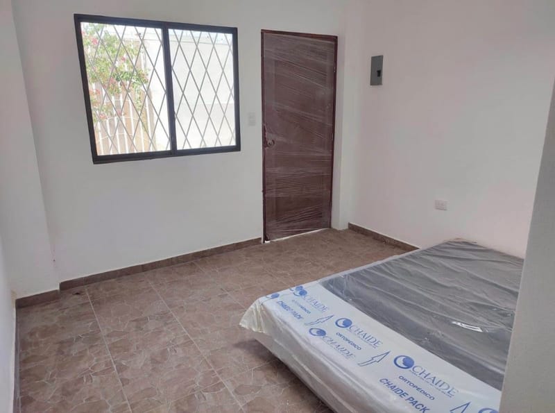 MILINA: CASA CON SUITE INDEPENDIENTE FRENTE AL MAR A 1 CUADRA — foto 14