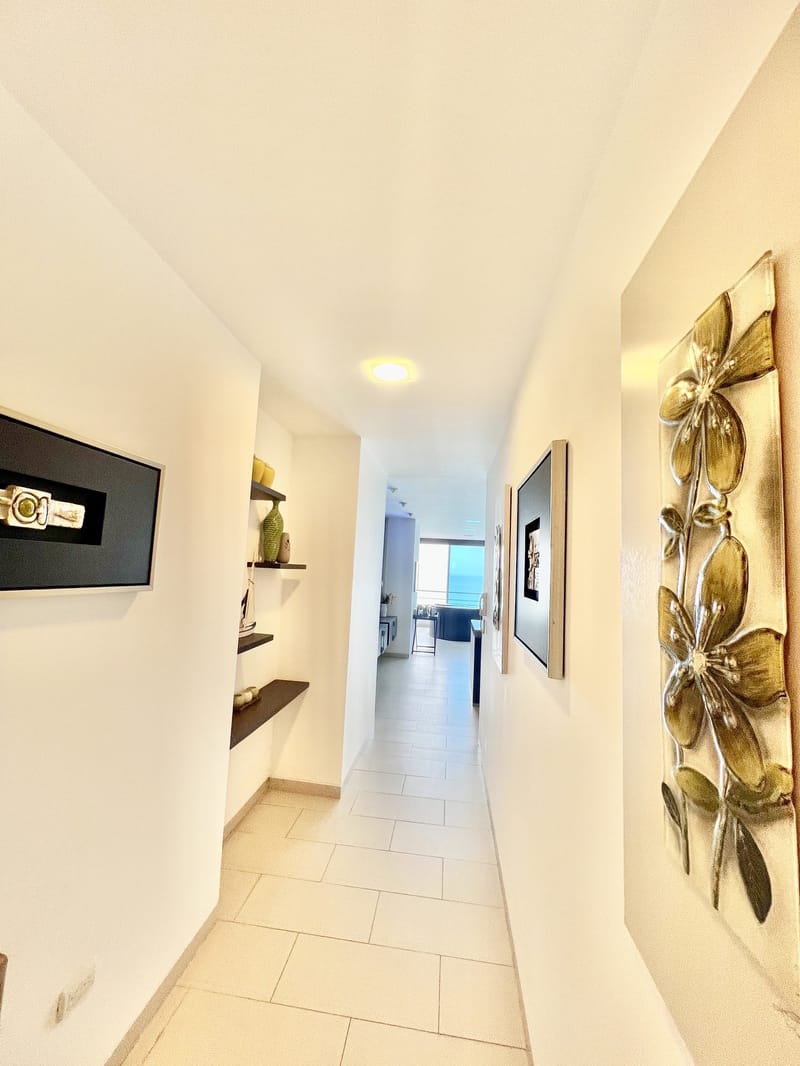 Premium Oceanfront Condo: Pool, Rooftop, and Unique Views • in San Lorenzo – Salinas — photo 17