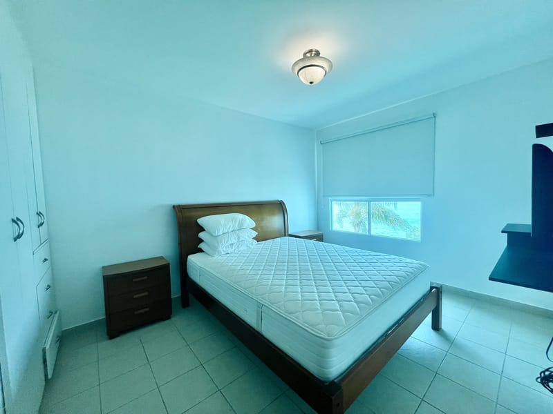 Stunning Beachfront Condo with Pools, Gym, and Rooftop in Puerto Lucía — photo 9