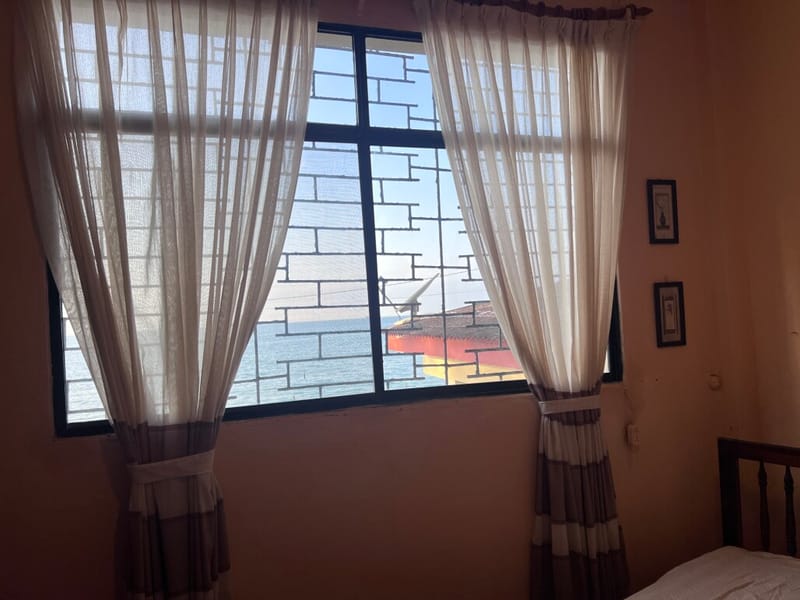Gated Oceanfront Community: 2-Bedroom, 2-Bathroom Vintage Home — photo 16