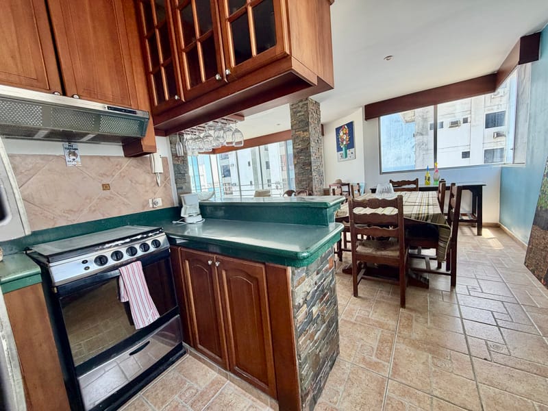 SAN LORENZO: Cozy 2-Bedroom, 2-Bathroom Apartment with Pool and Ocean View — photo 22