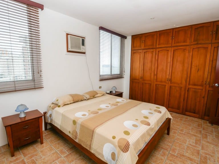 SAN LORENZO: Cozy 2-Bedroom, 2-Bathroom Apartment with Pool and Ocean View — photo 13