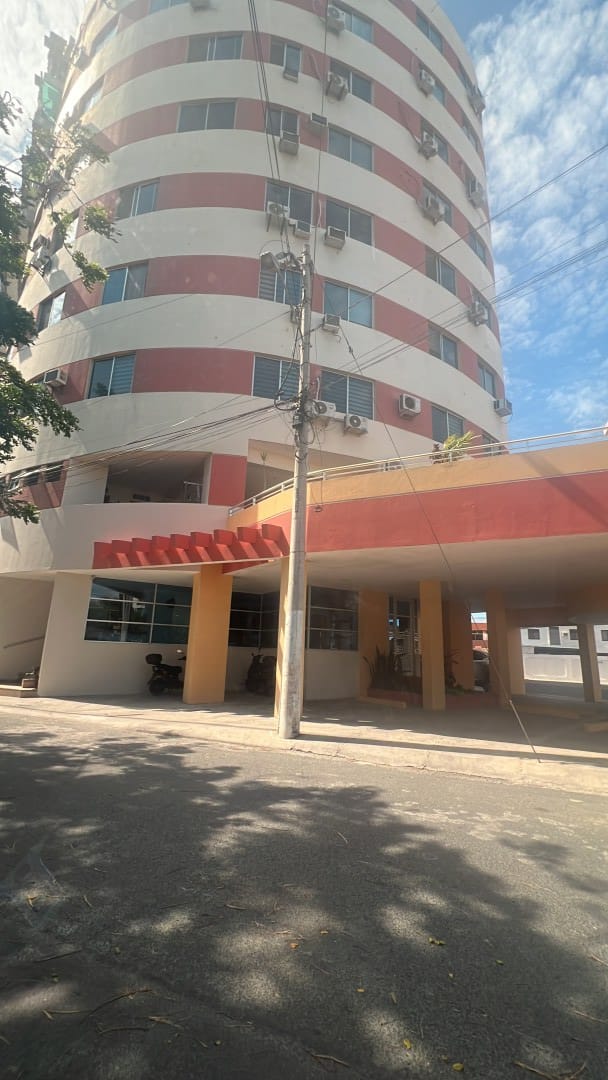 SAN LORENZO: RENOVATED PROPERTY BY THE SEA WITH A SWIMMING POOL — photo 24