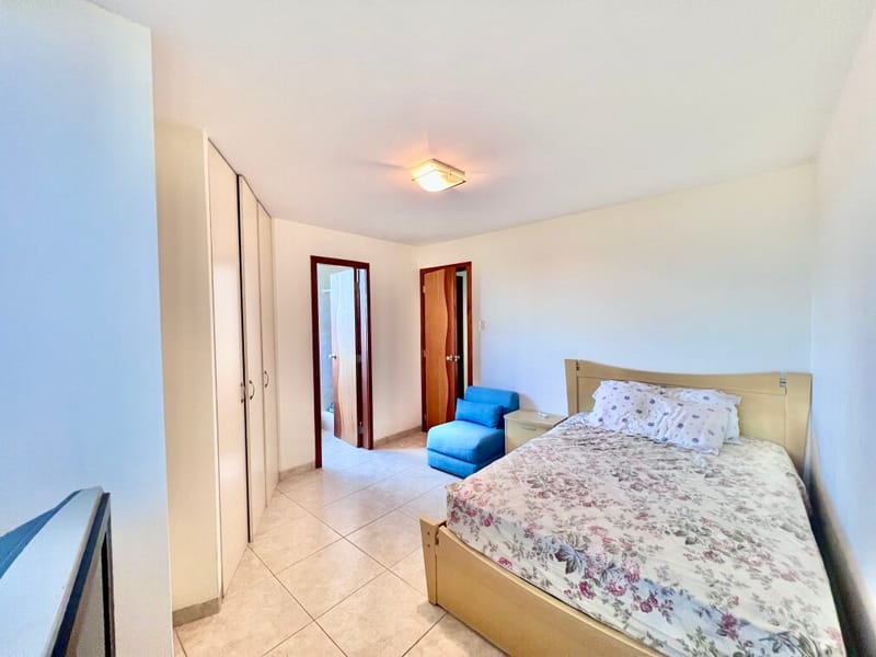 SAN LORENZO: RENOVATED PROPERTY BY THE SEA WITH A SWIMMING POOL — photo 11