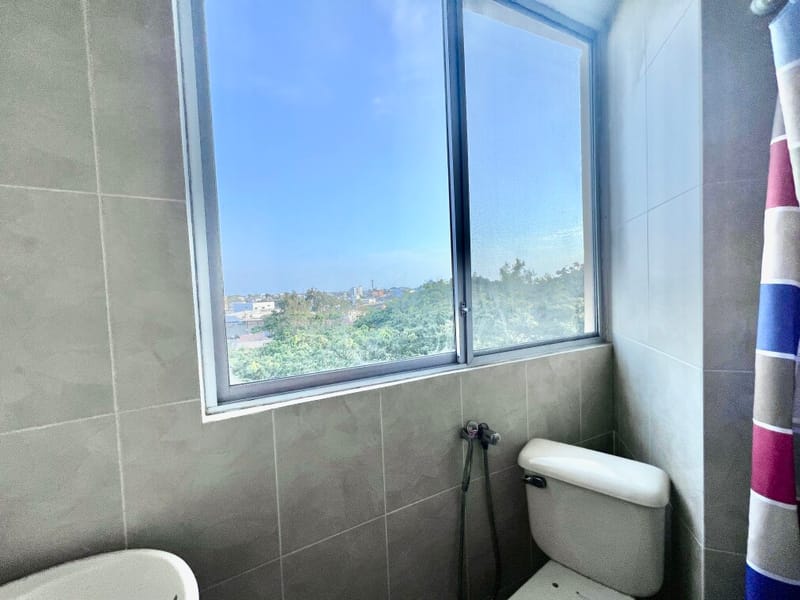 SAN LORENZO: RENOVATED PROPERTY BY THE SEA WITH A SWIMMING POOL — photo 13