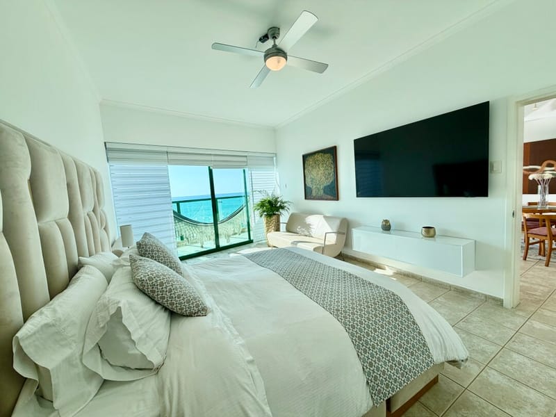 SALINAS COLON MIRAMAR: VENDO SUITE FRENTE AL MAR REMODELADA — foto 19