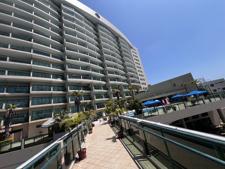 SALINAS COLON MIRAMAR: VENDO SUITE FRENTE AL MAR REMODELADA — foto 5