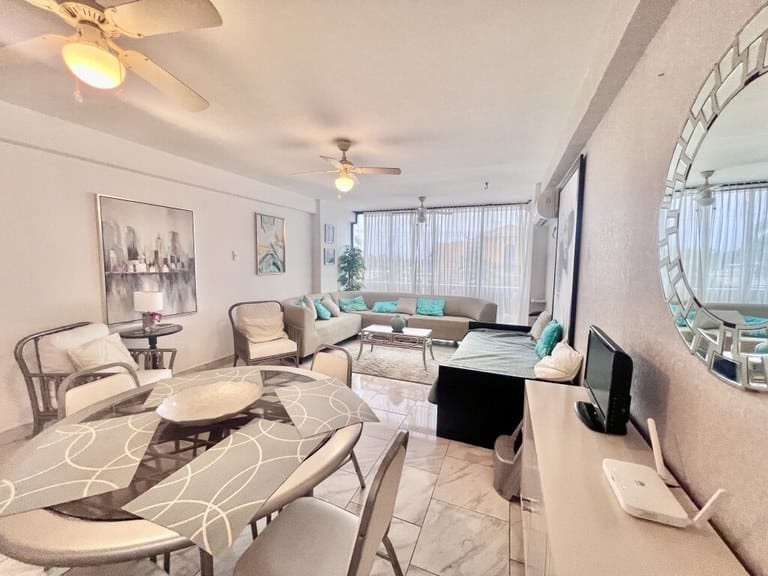 CHIPIPE: A DIVINE SUITE IN A BUILDING BY THE SEA — photo 10
