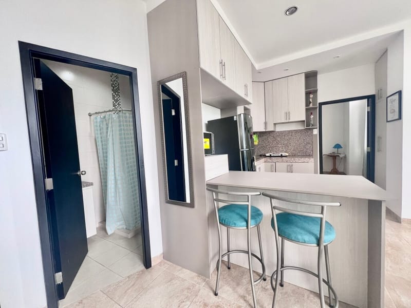 GOLD COAST: GATED OCEANFRONT 2-Bedroom, 2-Bathroom Community with Pool — photo 5