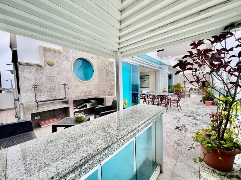 SAN LORENZO: STUNNING PENTHOUSE IN A BEACHFRONT BUILDING WITH A POOL — photo 6