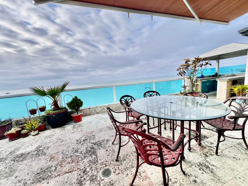 SAN LORENZO: STUNNING PENTHOUSE IN A BEACHFRONT BUILDING WITH A POOL — photo 12