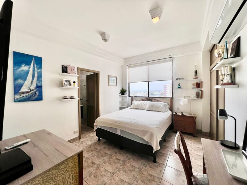 SAN LORENZO: STUNNING PENTHOUSE IN A BEACHFRONT BUILDING WITH A POOL — photo 25