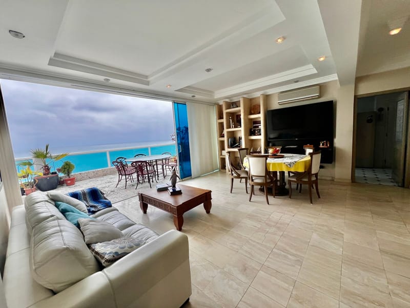 SAN LORENZO: STUNNING PENTHOUSE IN A BEACHFRONT BUILDING WITH A POOL — photo 3