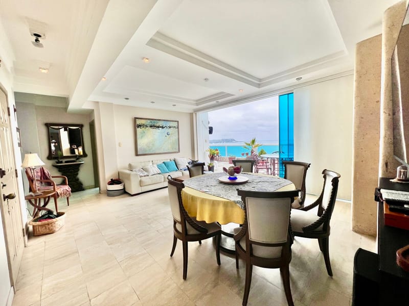 SAN LORENZO: STUNNING PENTHOUSE IN A BEACHFRONT BUILDING WITH A POOL — photo 5