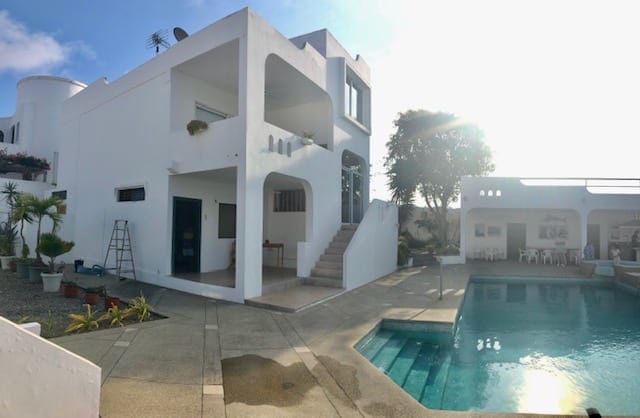 Stunning 3-Story Home with Pool in Capaes — foto 3