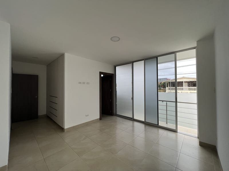 SIN AMOBLAR DEPARTAMENTO NUEVO EN ZONA EXCLUSIVA CERCA DEL MAR — foto 5