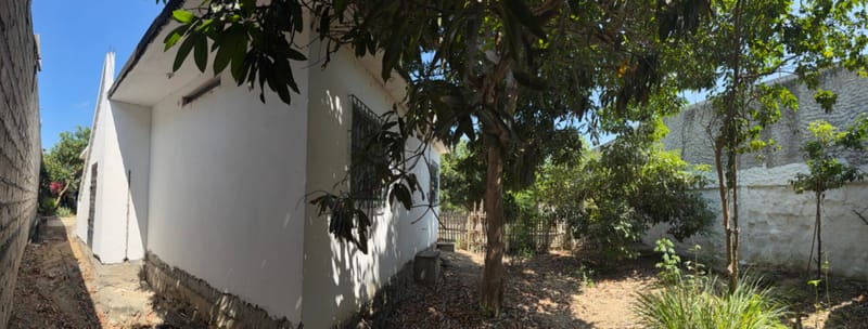 BALLENITA: VENDO CASA EN LA VIA SPONDYLUS DIAGONAL AL SHOPING — foto 5