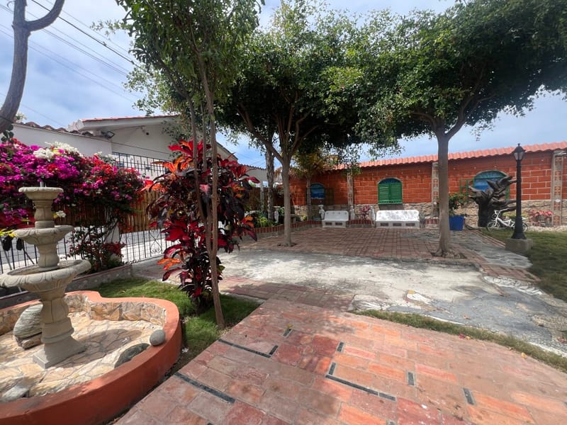SALINAS BRISAS: SUITE WITH A SPECTACULAR COMMON AREA FEATURING A POOL — photo 19