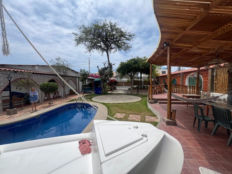 SALINAS BRISAS: SUITE WITH A SPECTACULAR COMMON AREA FEATURING A POOL — photo 25