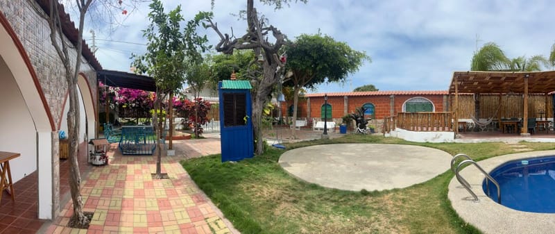 SALINAS BRISAS: SUITE WITH A SPECTACULAR COMMON AREA FEATURING A POOL — photo 4