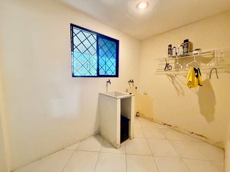 APARTMENT FOR RENT ON THE TOP FLOOR WITH 2 BALCONIES NEAR THE BEACH, 4 BLOCKS AWAY — photo 23