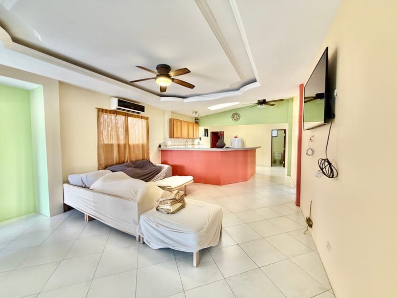 APARTMENT FOR RENT ON THE TOP FLOOR WITH 2 BALCONIES NEAR THE BEACH, 4 BLOCKS AWAY — photo 6