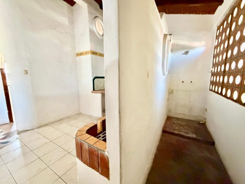 SALINAS: ÚNICA Y ESPECTACULAR CASA DE ARTE EN RENTA — foto 17