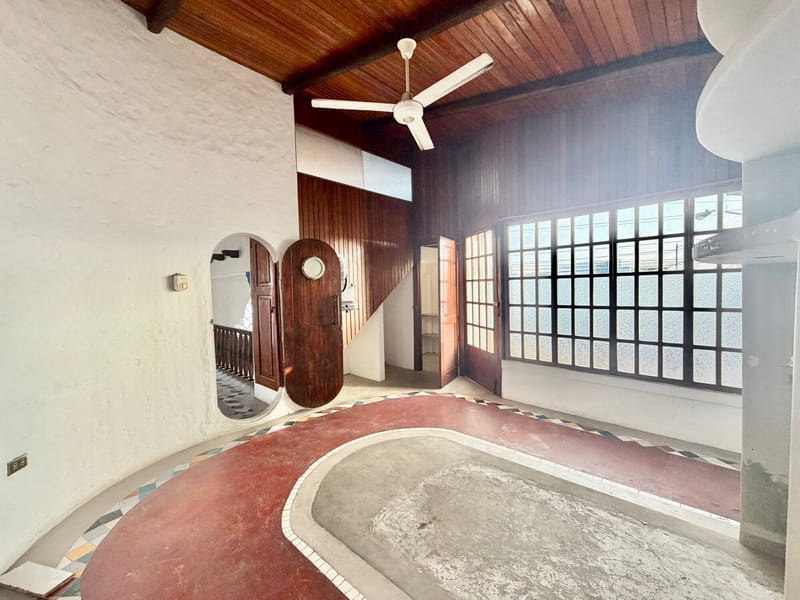 SALINAS: ÚNICA Y ESPECTACULAR CASA DE ARTE EN RENTA — foto 21