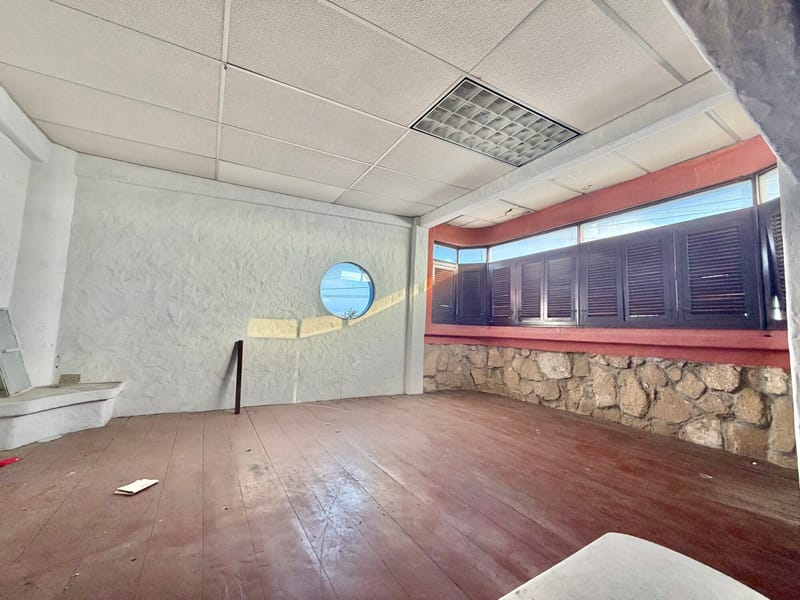 SALINAS: ÚNICA Y ESPECTACULAR CASA DE ARTE EN RENTA — foto 30