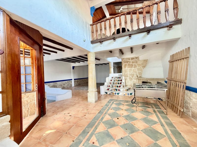 SALINAS: ÚNICA Y ESPECTACULAR CASA DE ARTE EN RENTA — foto 3