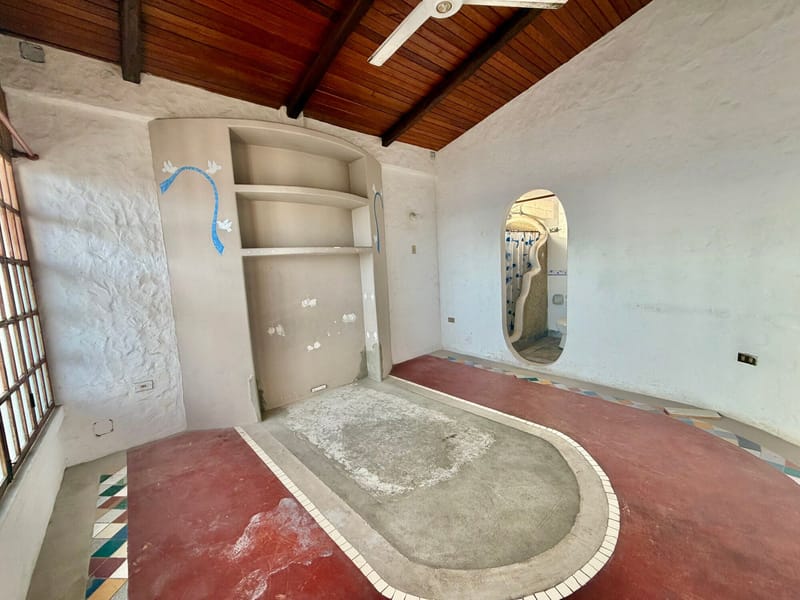 SALINAS: ÚNICA Y ESPECTACULAR CASA DE ARTE EN RENTA — foto 22