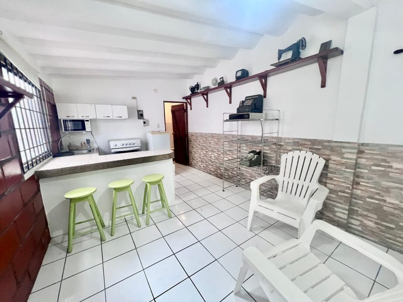 SAN LORENZO: REMODELADA 3D CASA CON SUITE CERCA DEL MAR 3 CUADRAS — foto 23