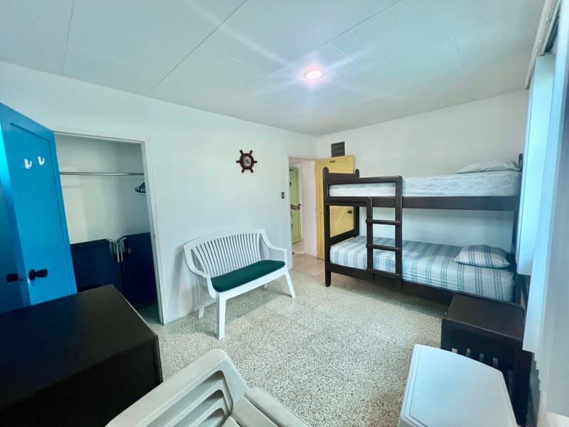 SAN LORENZO: REMODELADA 3D CASA CON SUITE CERCA DEL MAR 3 CUADRAS — foto 12