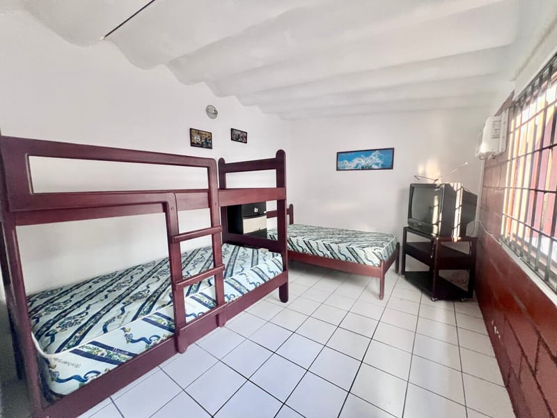 SAN LORENZO: REMODELADA 3D CASA CON SUITE CERCA DEL MAR 3 CUADRAS — foto 22